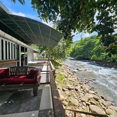 Rugading Riverside Villa Near Kota Kinabalu. Kampong Rugarding Exterior photo