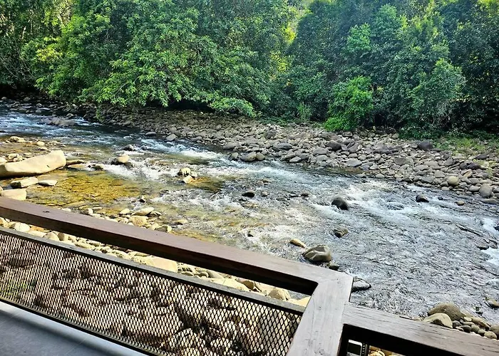 Rugading Riverside Villa Near Kota Kinabalu.